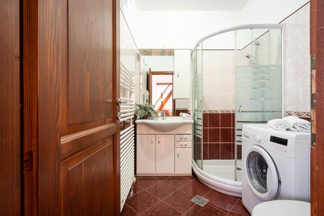 Beautiful Apartment With Ac Budapeste Exterior foto